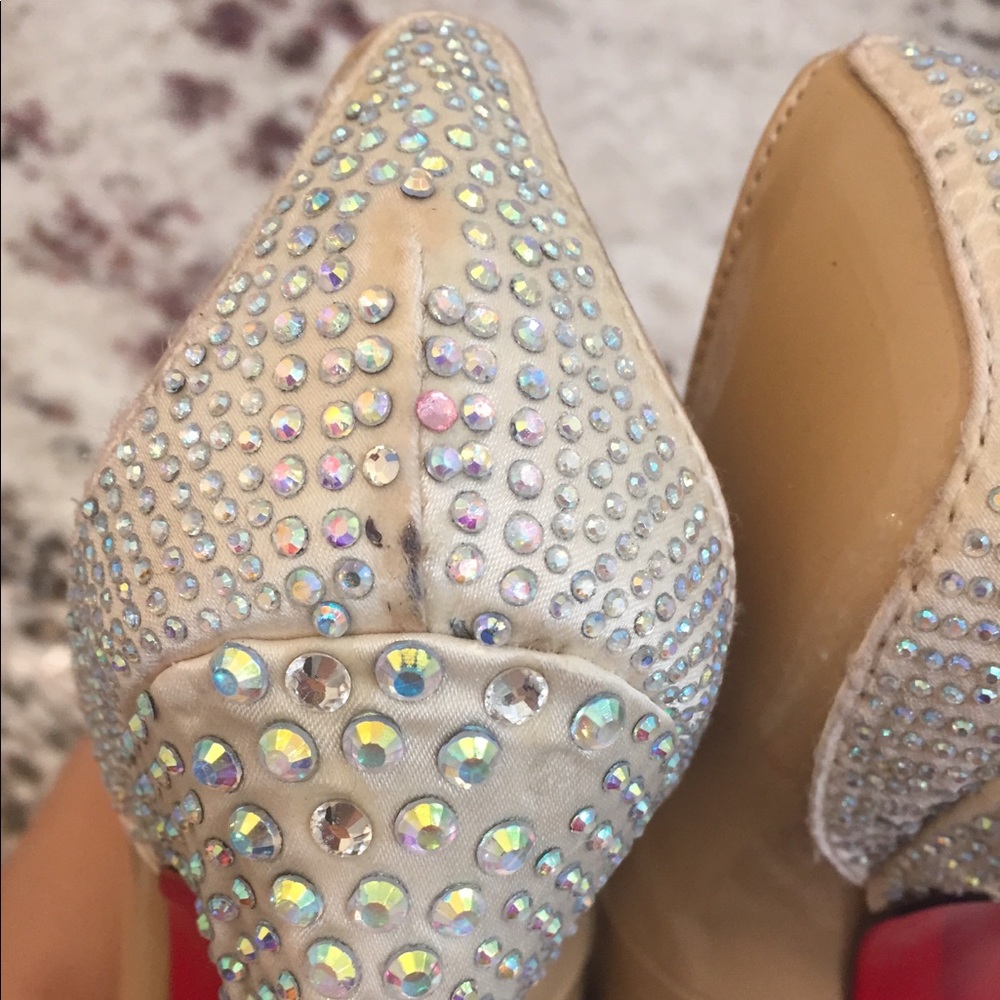 Beige Heels with Crystal gems - Picture 8 of 8